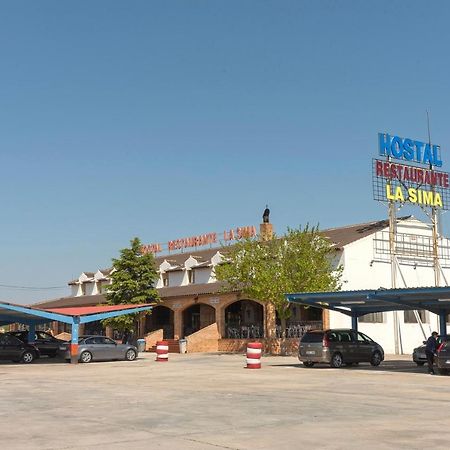 Hotel-Restaurante La Sima Castillo de Garcimuñoz Exterior foto